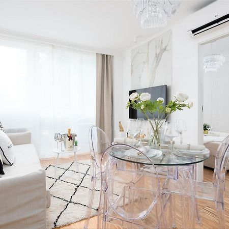 Glam & Modern By Cooee Apartments Varsavia Esterno foto
