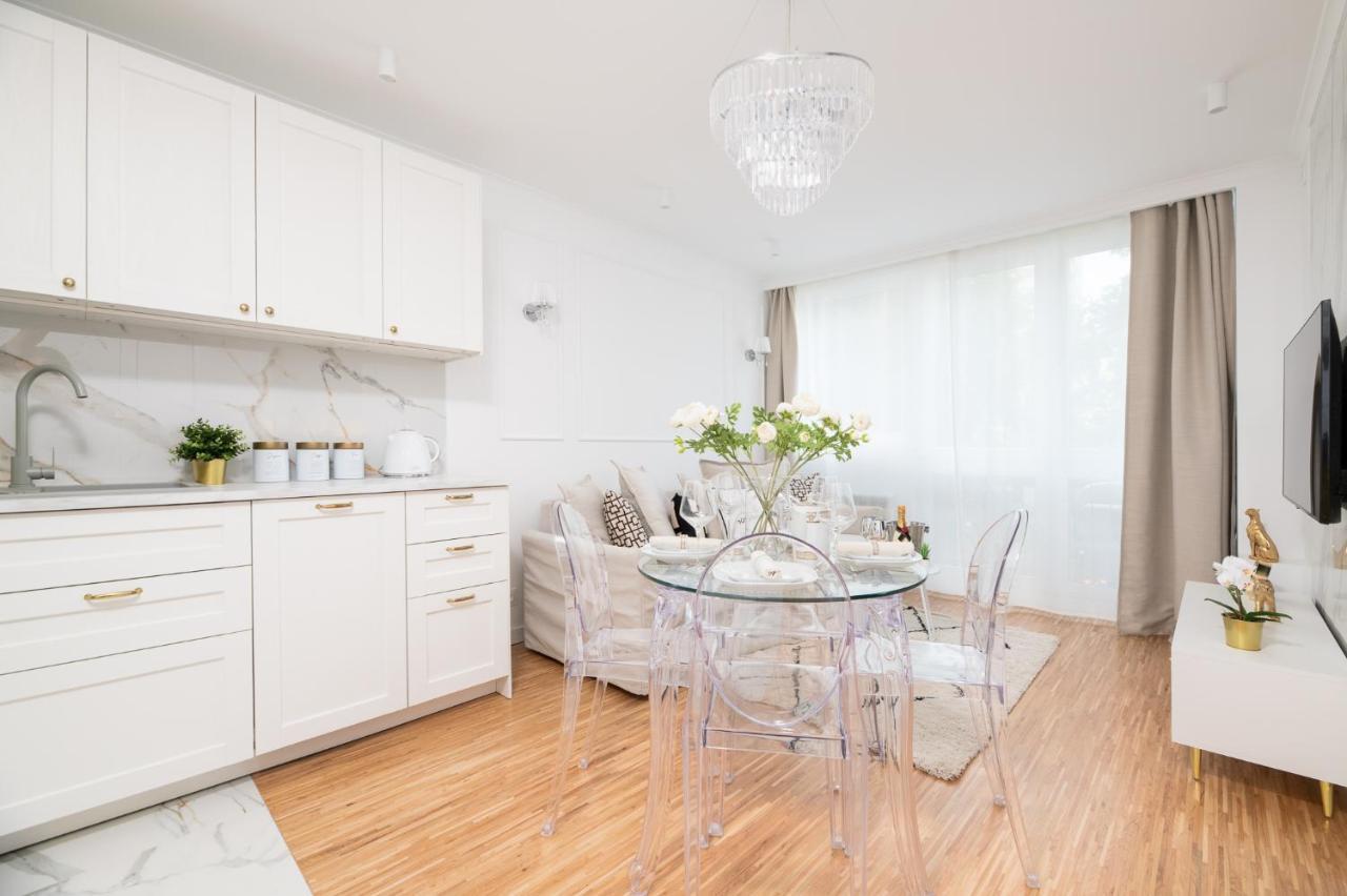 Glam & Modern By Cooee Apartments Varsavia Esterno foto