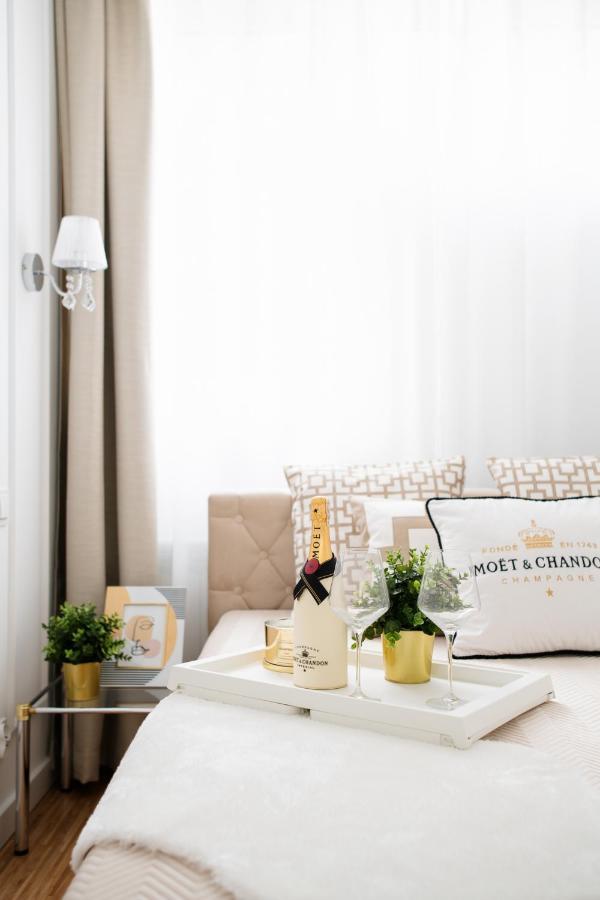 Glam & Modern By Cooee Apartments Varsavia Esterno foto