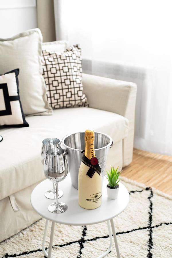Glam & Modern By Cooee Apartments Varsavia Esterno foto