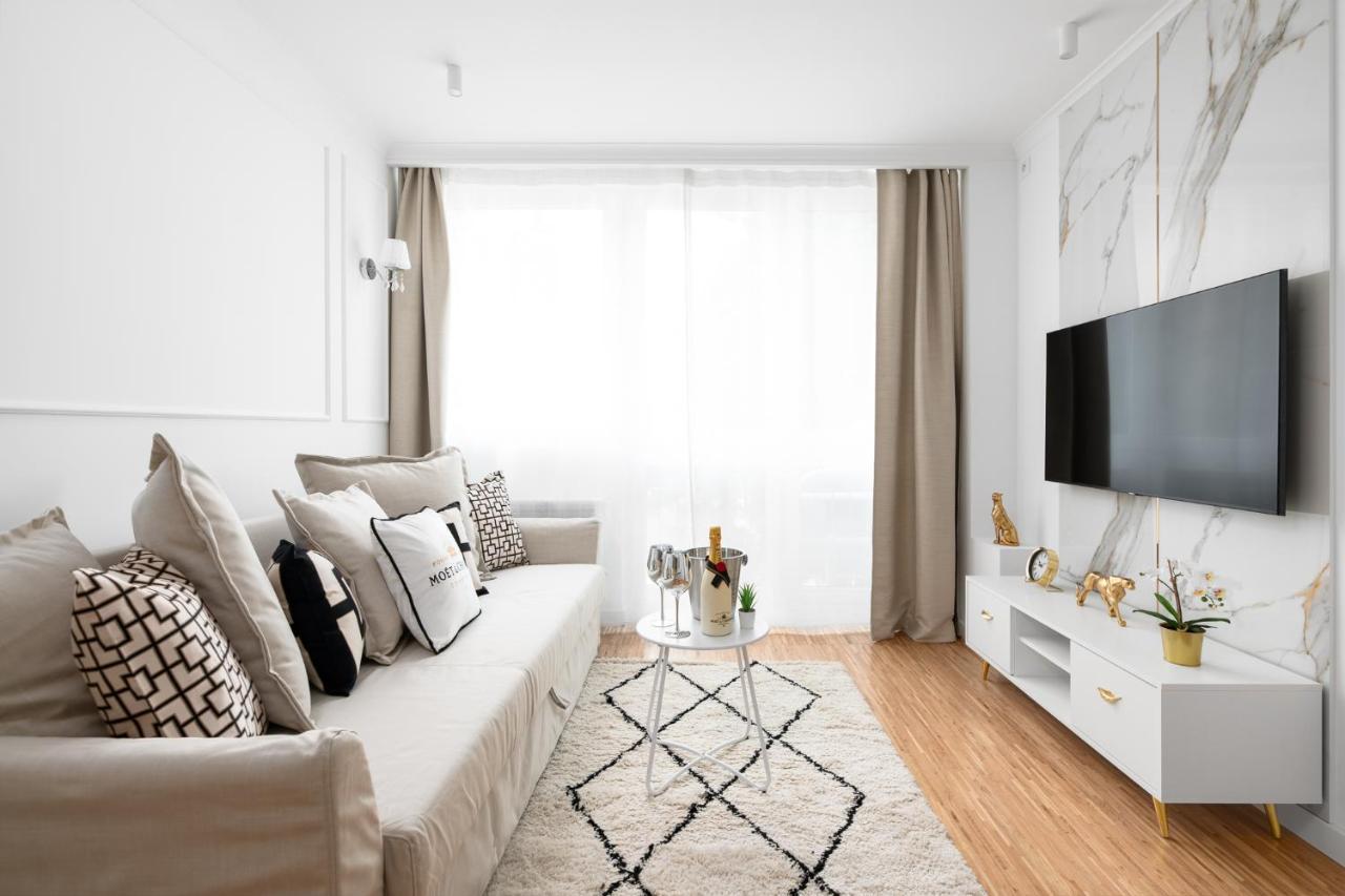 Glam & Modern By Cooee Apartments Varsavia Esterno foto